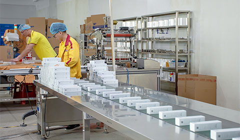 化妝品OEM貼牌代加工廠分享選擇護膚品代工廠時要考慮哪些因素